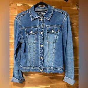 AC-3998 Classic Blue Cropped Denim Jacket w/2% spandex